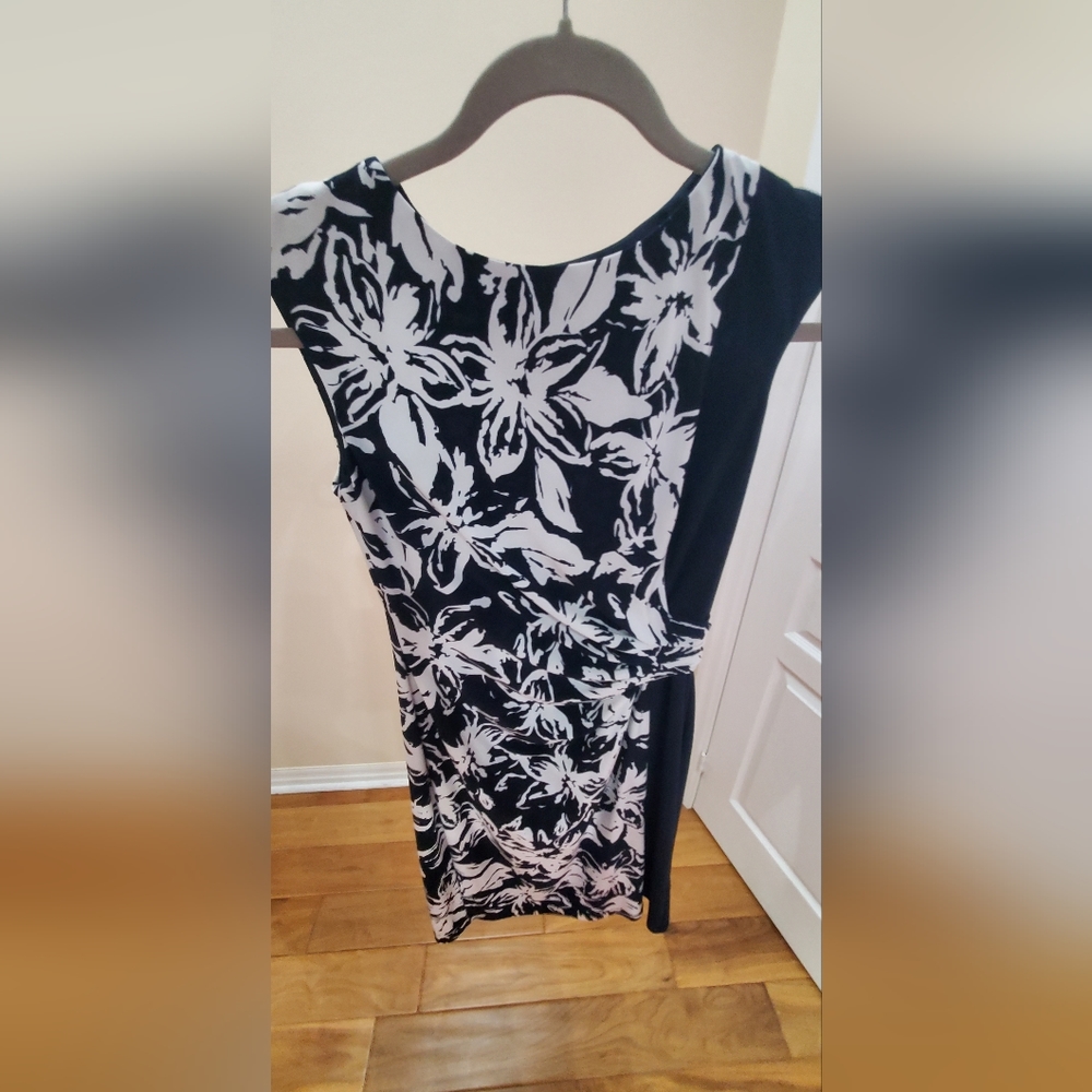 Party dress - Picture 3 of 5